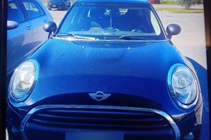 Mini Cooper 1.5 D 5 Porte