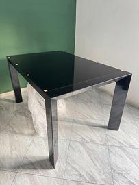 Tavolo allungabile nero in vetro