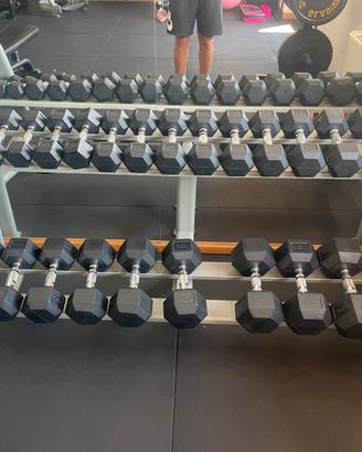 Set manubri esagonali 2-20kg con rastrelliera