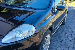 Fiat grande punto  benzina 1400 cc del 2006