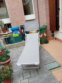 Lettino da campeggio o giardino 