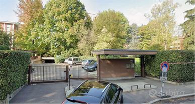 QUADRILOCALE IN ASTA