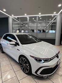 Volkswagen Golf GTI 2.0 TSI DSG