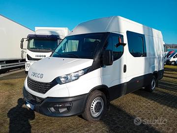 IVECO DAILY 35S14V CrewVan - 7 posti passo 3520L
