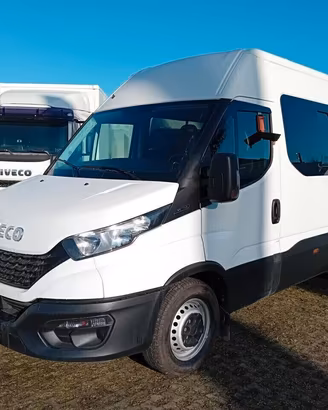 IVECO DAILY 35S14V CrewVan - 7 posti passo 3520L