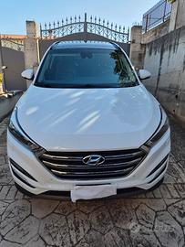 hyndai tucson 2016-2.0disel 185cv 4 ruote motrice 