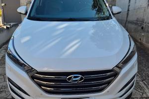 hyndai tucson 2016-2.0disel 185cv 4 ruote motrice 