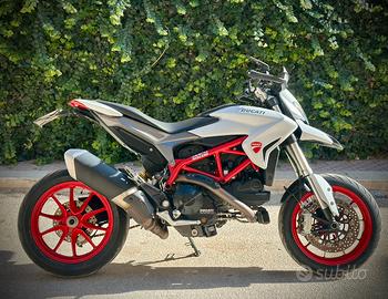 Ducati Hypermotard 939