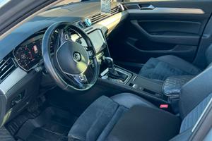 VOLKSWAGEN PASSAT EXECUTIVE 2.0 TDI 150 CV