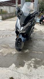 Honda forza 300cc