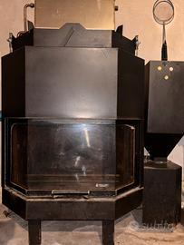 Caldaia Stufa a Legna e Pellet