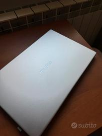 Huawei Matebook D15 + mouse wireless-
