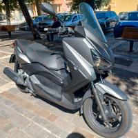 Yamaha Xmax 250