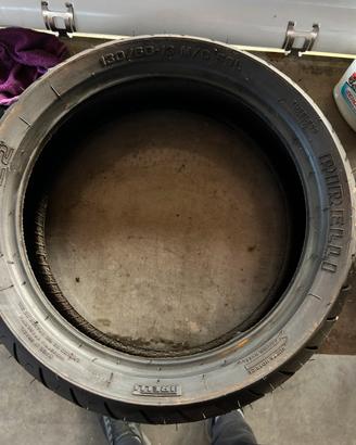 cerchio piu due pneumatici a 3 razze per scooter