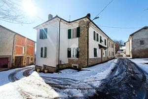 CASA SEMINDIPENDENTE A CANTALUPO LIGURE