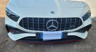 Calandra Mercedes A177