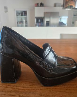 Scarpe in vernice nere Benetton