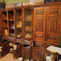 armadio in legno massello noce 