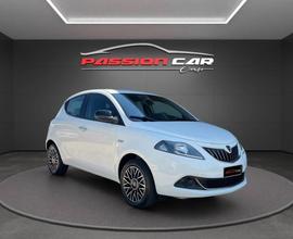 Lancia Ypsilon III 1.0 firefly hybrid Platino s&s