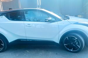 Toyota chr