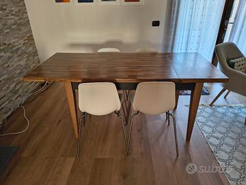 tavolo da cucina con 4 sedie