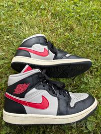 Air jordan nere / grigie / rosse 38  1/2