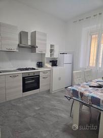 SL HOME appartamento zona centrale vicino al mare