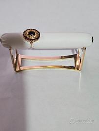 Porta anelli a cavalletto ottone pelle