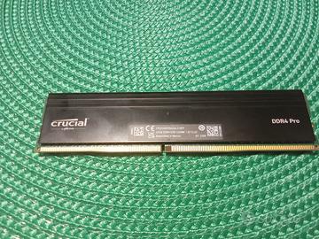 Scheda memoria Crucial  DDR4 32 GB