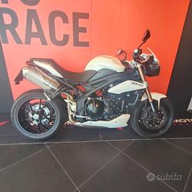 TRIUMPH SPEED TRIPLE 1050 (2013)