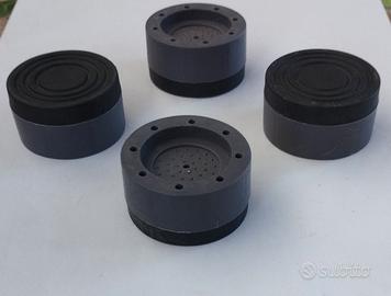 Set 4 supporti antivibrazione per lavatrice.