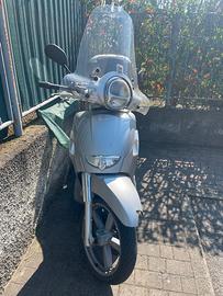 Aprilia scarabeo 250