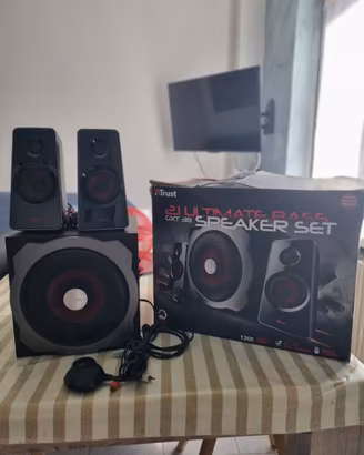 Trust 2.1 con Subwoofer 60 Watt GXT 38 2.1 