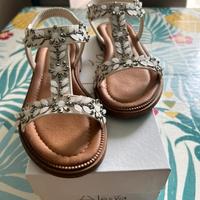 Sandalo bianco in pelle Alesya nunero 36