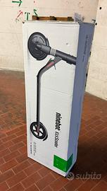Monopattino Ninebot By Segway