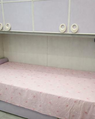 cameretta Bambina a ponte rosa e bianca