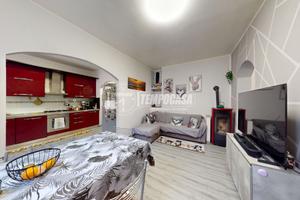 QUADRILOCALE PIANO TERRA CON PORTICO E POSTI AUTO!