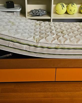 Letto singolo con materasso