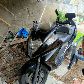 Honda silver Wing 400