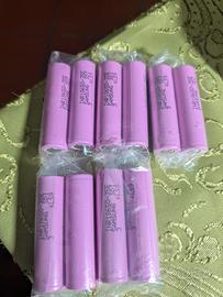 Set 10 batterie 18650 litio Samsung NUOVE 