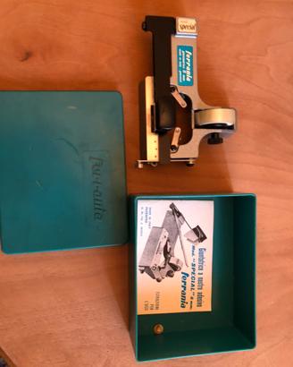 Proiettore Eumig S8 con moviola e tavolo taglio