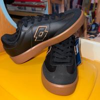 Scarpe lotto nere - numero 38