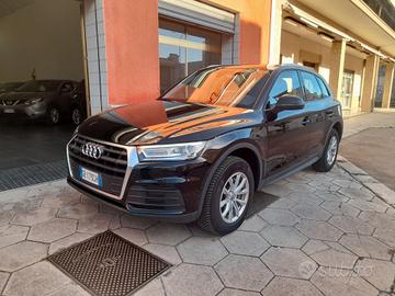 AUDI Q5 2.0 TDI QUATTRO S-TRONIC