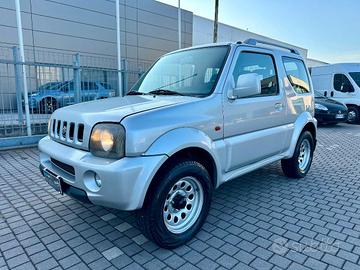 SUZUKI - Jimny - 1.3i 16V 4WD JLX Mode