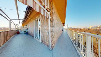 ATTICO VIA DESANA 11