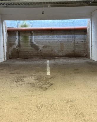 Garage con serranda basculante