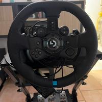 Volante da corsa e pedali Logitech G G923