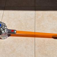 Aspirapolvere giocattolo Dyson
