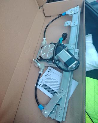 alzavetro destro per Fiat 500 