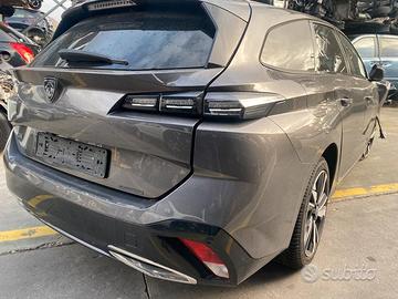 Ricambi usati per Peugeot 308 SW 1.5 HDI del 2023